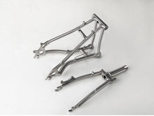 Load image into Gallery viewer, Titanium 100mm disk Front &amp; 135mm disk Rear Triangle Fork for 16”Brompton
