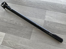 Carica l'immagine nel visualizzatore di Gallery, Titanium Seatpost for Brompton
