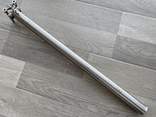 Carica l'immagine nel visualizzatore di Gallery, Titanium Seatpost for Brompton
